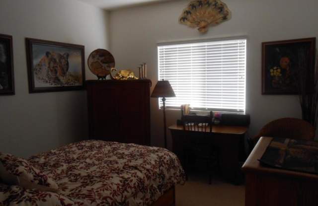 10589 W Melinda Ln Gallery 4