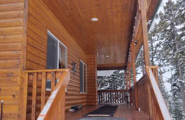 Antler Ridge Cabin photos photos