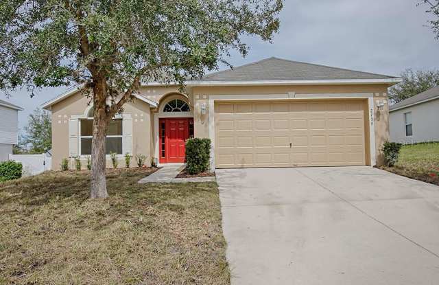 2139 SANDRIDGE CIRCLE - 2139 Sandridge Circle, Eustis, FL 32726