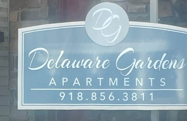 5104 S. Delaware Place - 5116 S. Delaware Pl. Apt 2 photos photos