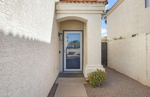 250 W Juniper Avenue Gallery 2