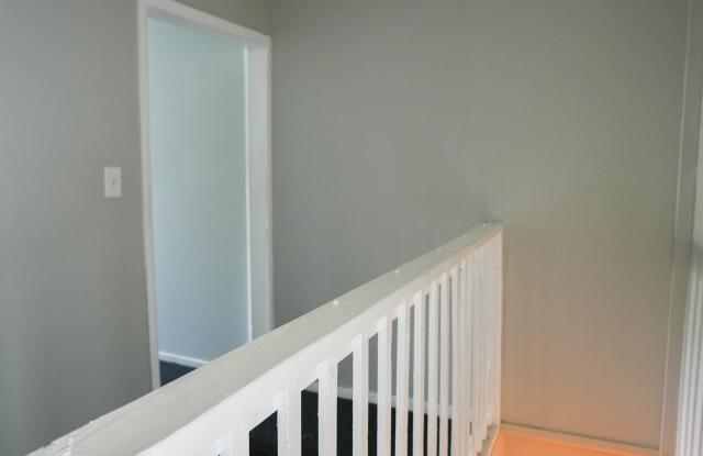 2864-3 Rayner Ave. Gallery 3