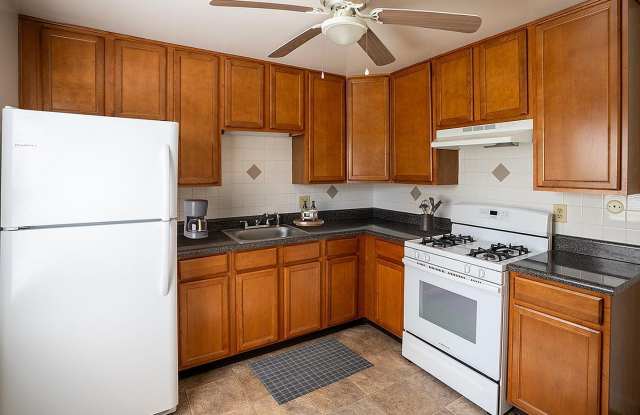 Larkwood Place Apartments photos photos