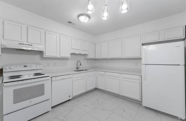3348 Colonial Oaks Dr Gallery 4
