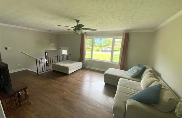 3308 Cranbrook Drive Gallery 4