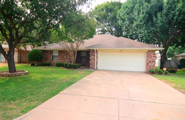 555 Meadowbrook Drive - 555 Meadowbrook Drive, Burleson, TX 76028