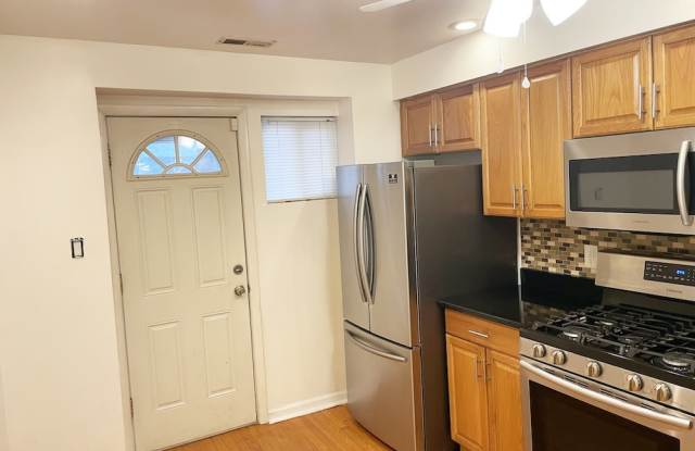2433 Manton Street - 1 Gallery 3