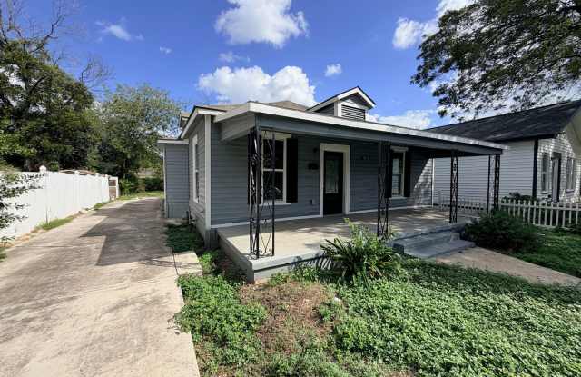 Beautifully Remodeled 3-Bedroom Home in a Prime Central Location! Gallery 1