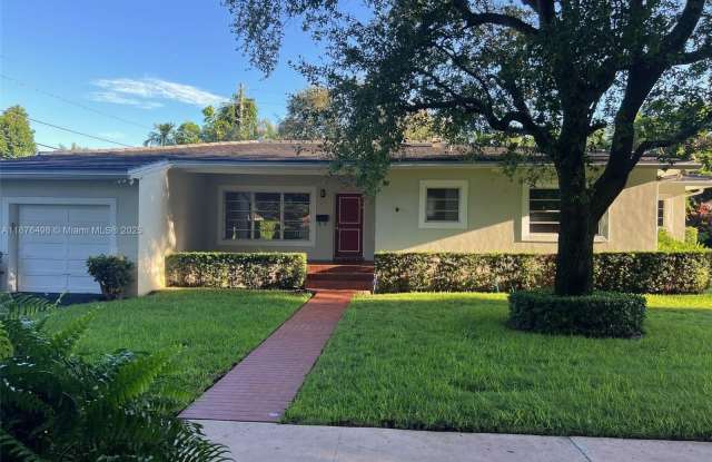 437 Velarde Ave photos photos