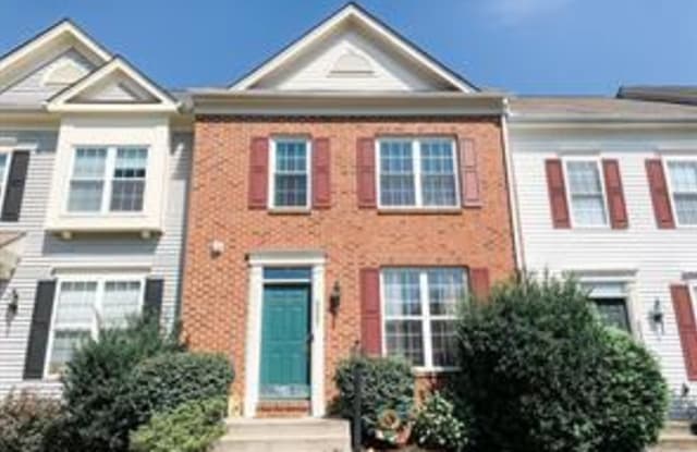 8807 HOWLAND PLACE - 8807 Howland Place, Linton Hall, VA 20136