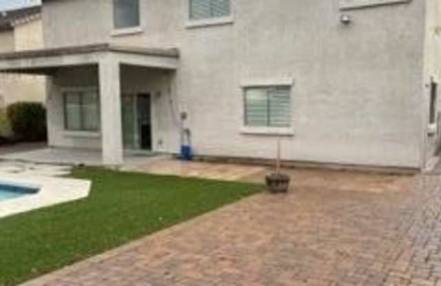 8516 S 55TH Drive Gallery 3