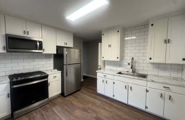 McQueen Street 4-plex - SMITK-LILY Gallery 1