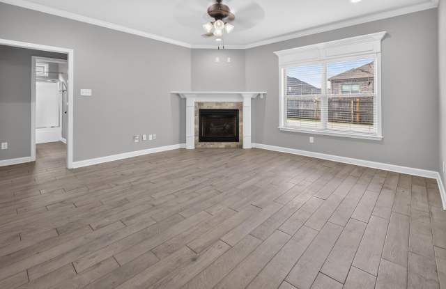782 Mango Loop Gallery 3