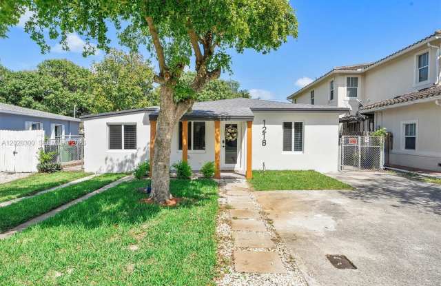 1218 NW 2nd Ave photos photos