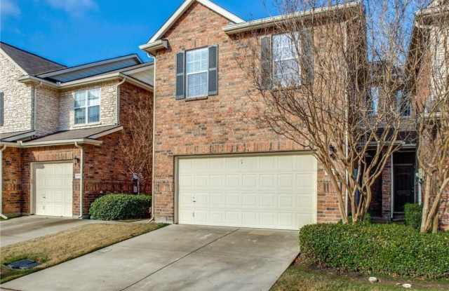 2928 Muirfield Drive Gallery 2