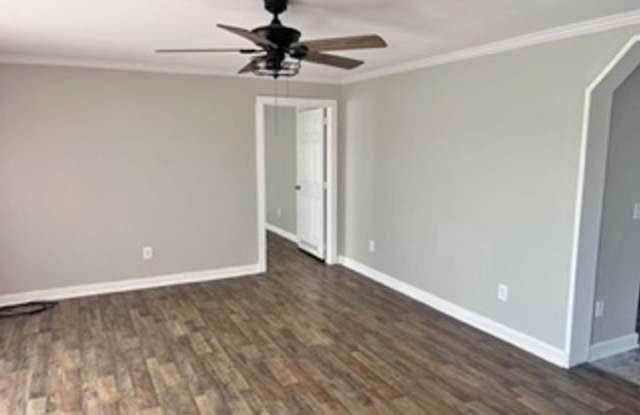 3 Bedroom, 2 Bath home. Gallery 4