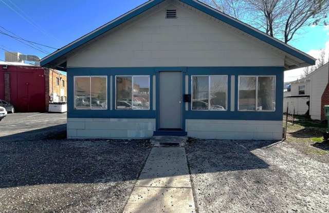 40 Caliente Street - 40 Caliente Street, Reno, NV 89509