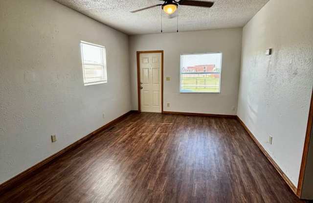 Adorable 1br 1ba apartment! Gallery 4
