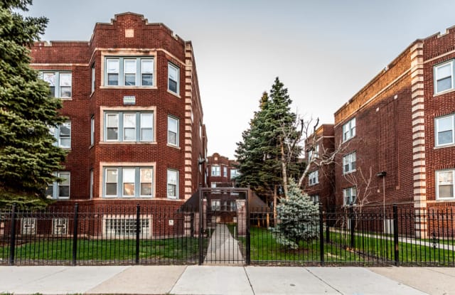 1123 N Lawler Ave photos photos