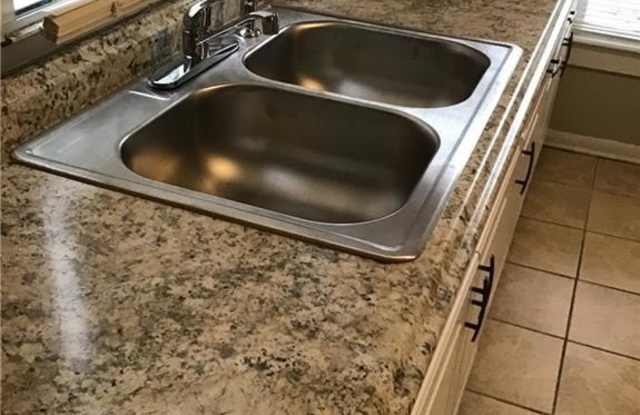 1037 Jackson Avenue photos photos