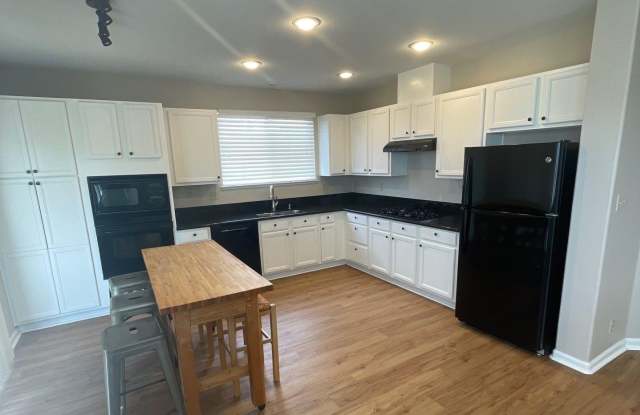 7445 Hunter Glen Drive Gallery 3
