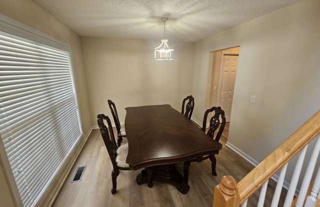 207 Hope Creek Drive Gallery 2