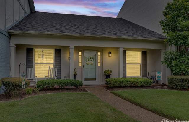 GATED TOWN SOUTH ESTATES-BEAUTIFUL 4/3 TOWNHOUSE photos photos