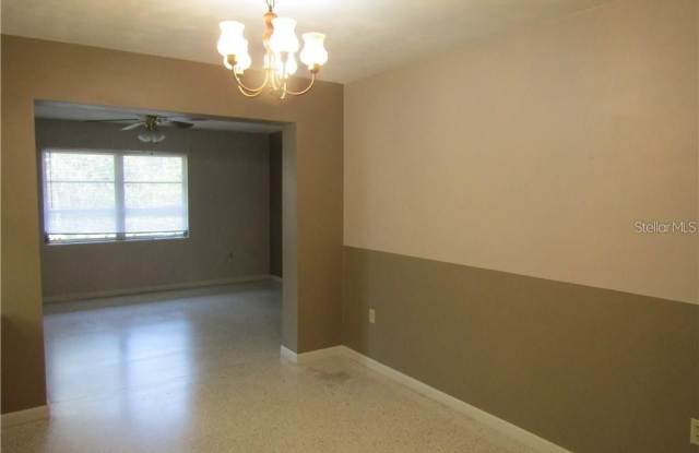 37039 PINE MEADOWS LANE Gallery 3