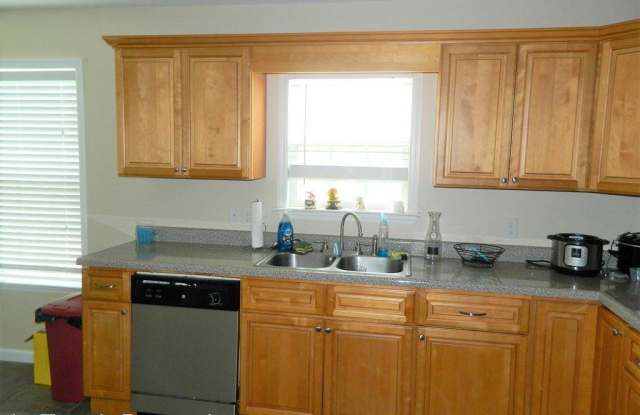 4086 Cottage Heights Gallery 4