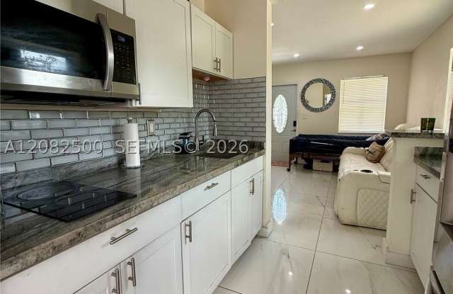 12801 Westview Dr Gallery 4