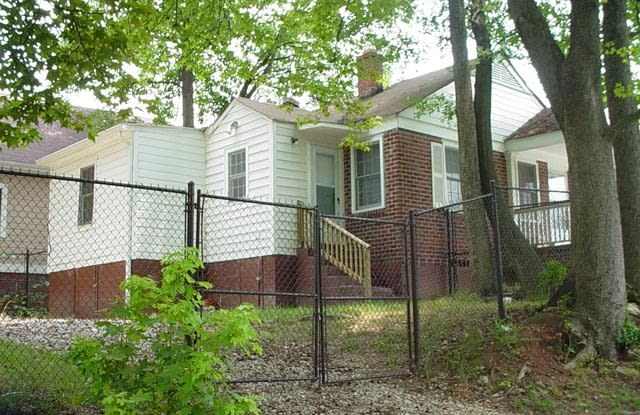 HOUSE FOR RENT photos photos