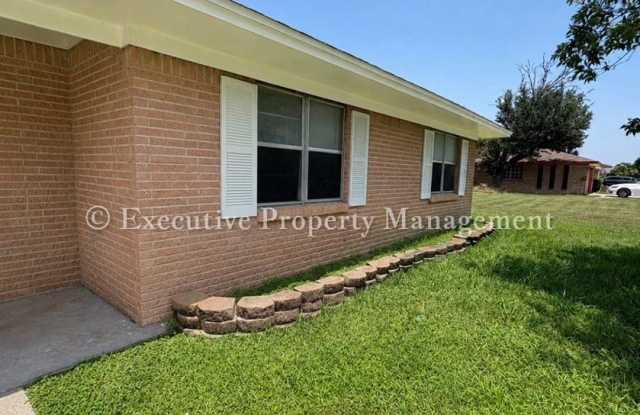 616 Cedar Drive Copperas Cove, TX 76522 *MOVE IN SPECIAL* Gallery 3