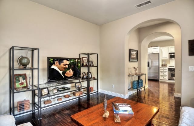 98 Duet - 98 Duet, Irvine, CA 92603