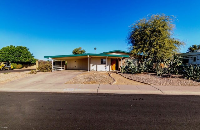4022 W PURDUE Avenue - 4022 West Purdue Avenue, Phoenix, AZ 85051
