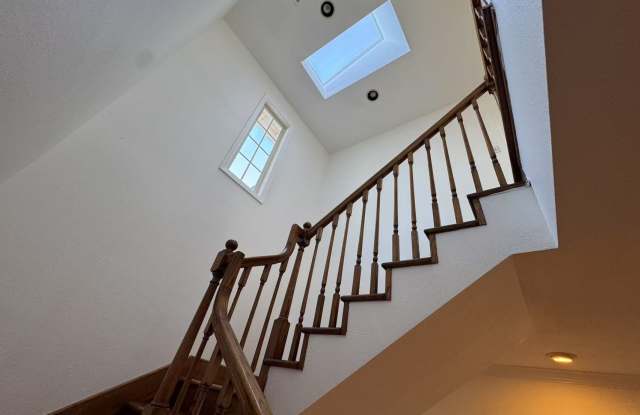 1450 Meadow Lane photos photos