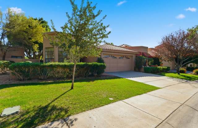 Welcome to this stunning 3-bedroom, 2-bathroom home in the heart of Scottsdale, AZ Gallery 3