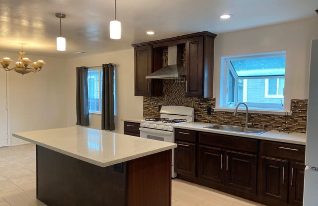 1712 14th St. - 1712 14th Street, San Pablo, CA 94806
