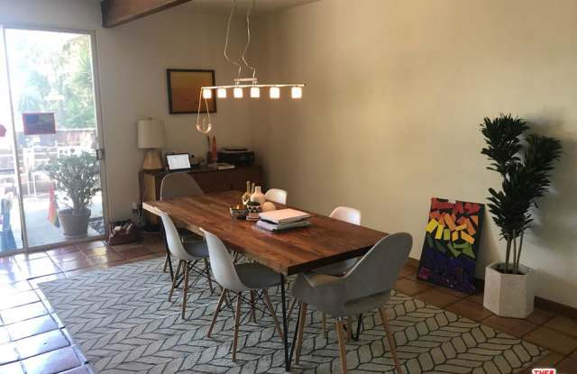 2178 SUNSET CREST Drive Gallery 4