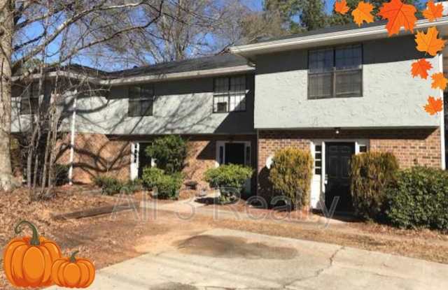 470 South Jeff Davis - 470 South Jeff Davis Drive, Fayetteville, GA 30215