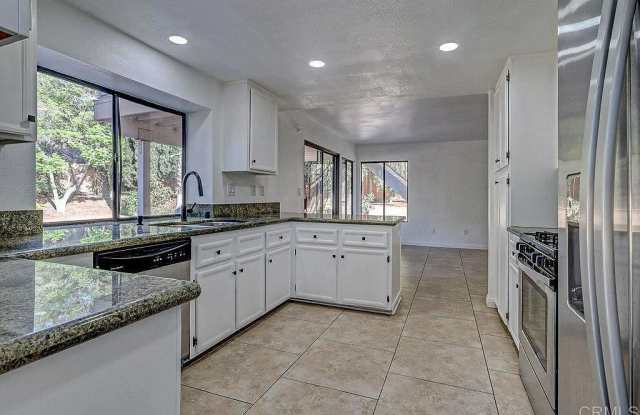 545 Canyon Dr - 545 Canyon Drive, Chula Vista, CA 91902