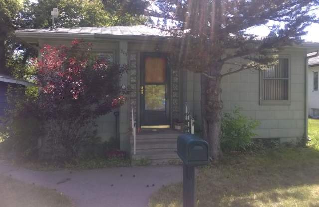 315 N 7th St, Livingston MT Rentals - 315 North 7th Street, Livingston, MT 59047