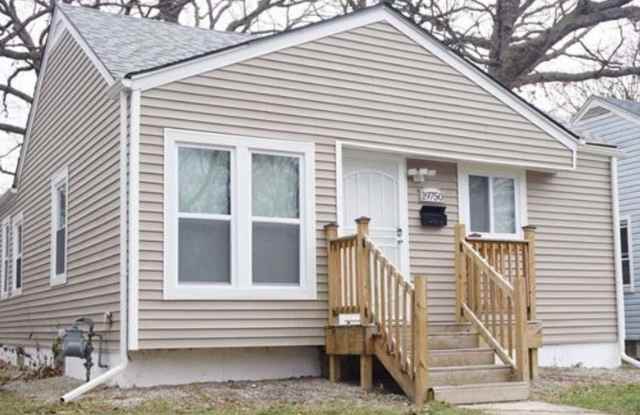 Renovated 3-Bedroom Bungalow – We Welcome Section 8! photos photos