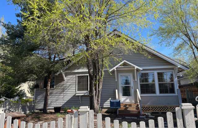 824 NW Newport Ave. photos photos