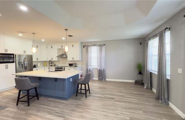 1247 NW 165th Avenue, Pembroke Pines, FL 33028 - 1339 Gallery 3