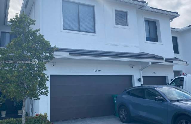 10820 SW 232nd Ter photos photos