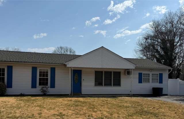 549 Blue Point Road photos photos