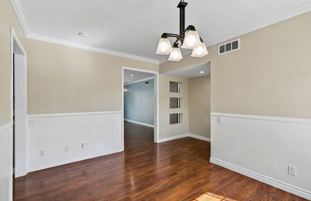 Charming La Crescenta Home with Spacious Living & Versatile Bonus Space! Gallery 4