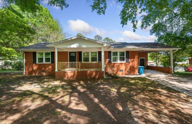 Cozy 3Bed/2Bath with plenty of natural light located in Durham! Enormous backyard is a must see!! photos photos