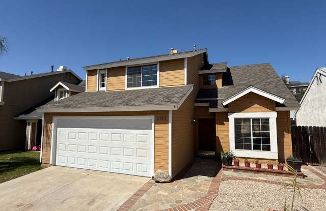 Stylish 4B/2.5BA Home in Moreno Valley with Attached Garage and Upgraded Interiors photos photos