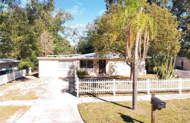 4407 W IOWA AVENUE - 4407 West Iowa Avenue, Tampa, FL 33616